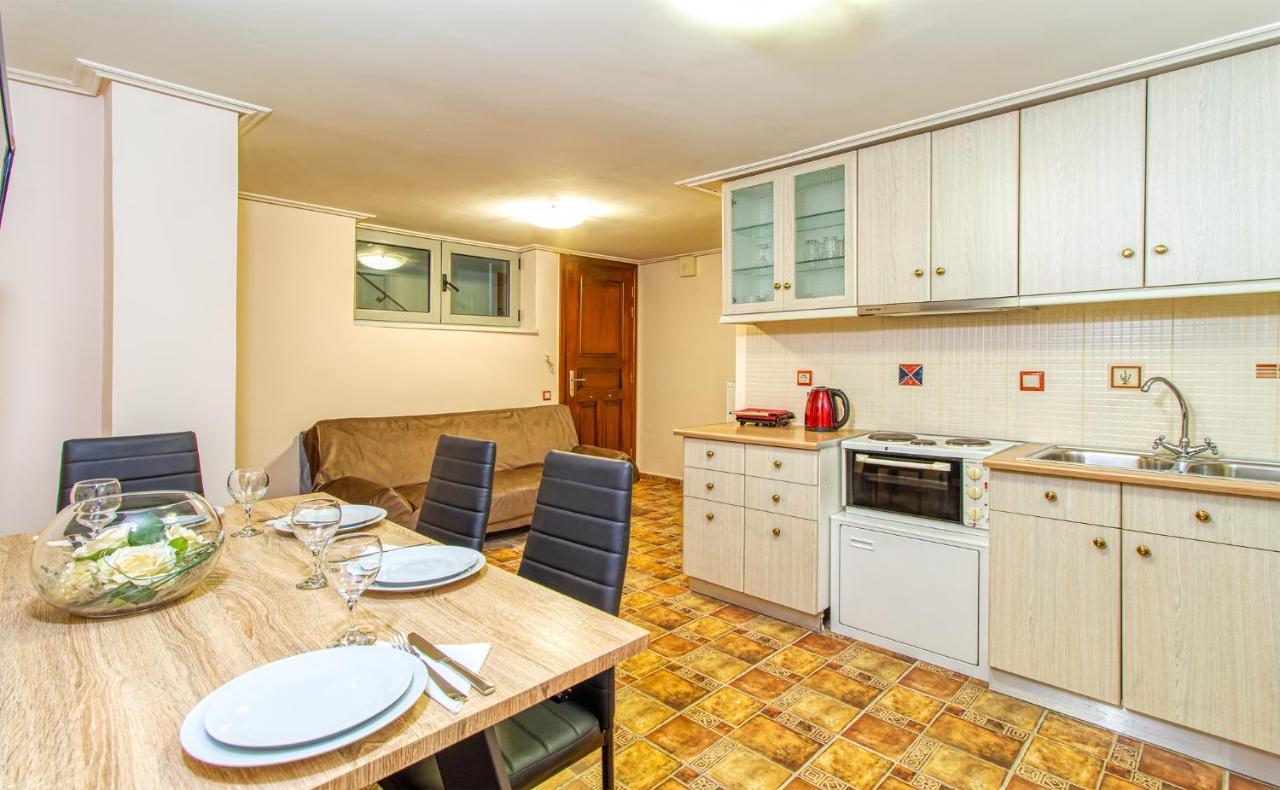 Filippos Acharnes Apartment Екстериор снимка
